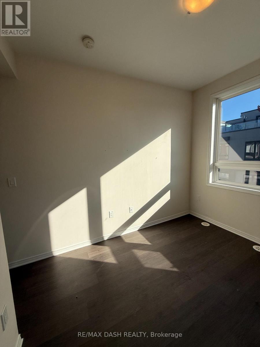 303 - 1130 Briar Hill Avenue, Toronto, Ontario  M6B 0A9 - Photo 10 - W12948672