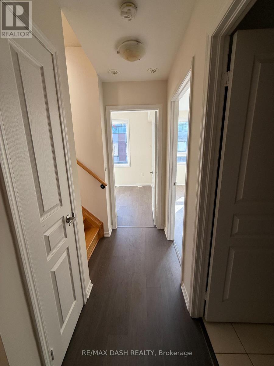 303 - 1130 Briar Hill Avenue, Toronto, Ontario  M6B 0A9 - Photo 19 - W12948672