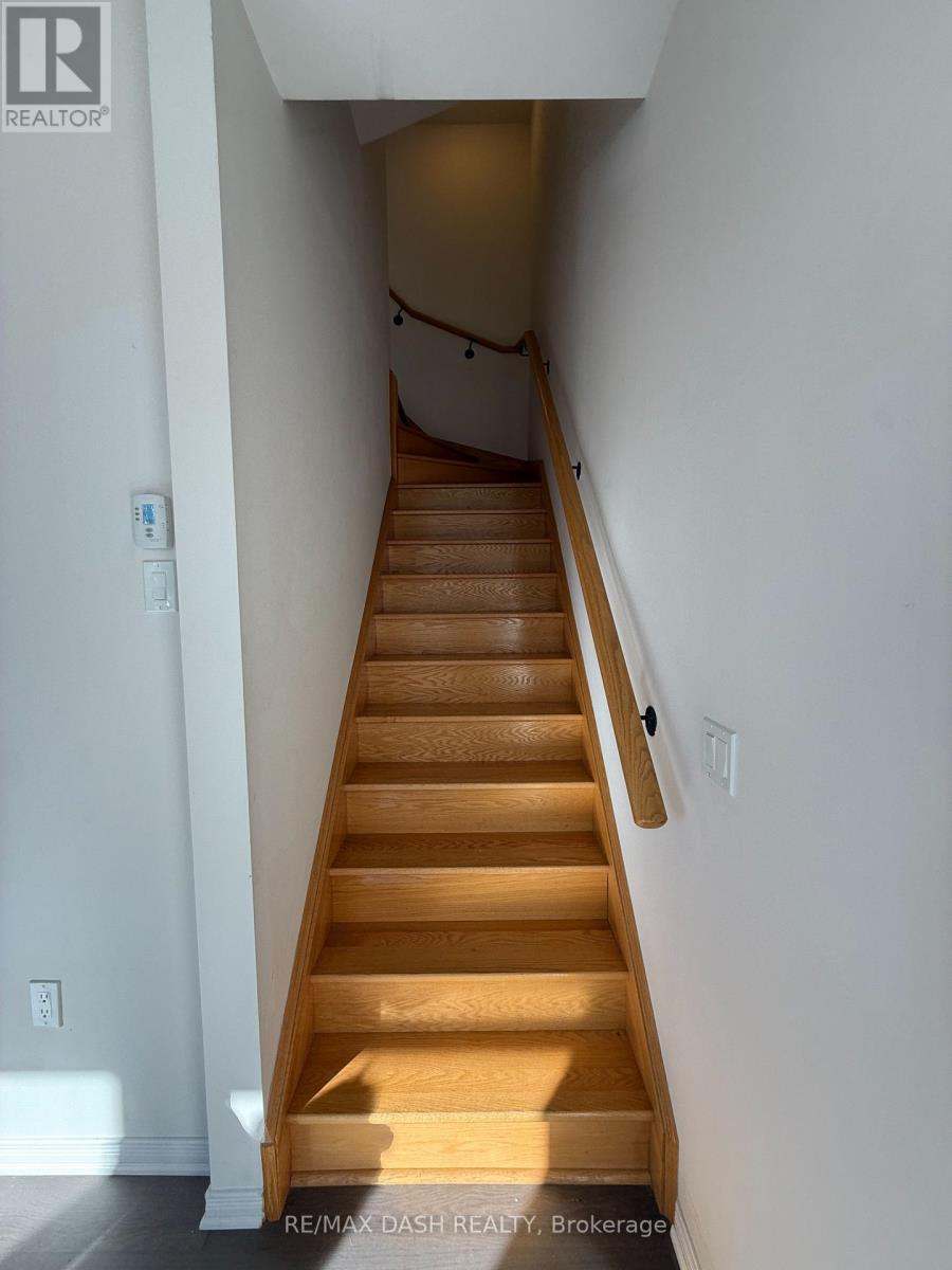 303 - 1130 Briar Hill Avenue, Toronto, Ontario  M6B 0A9 - Photo 20 - W12948672