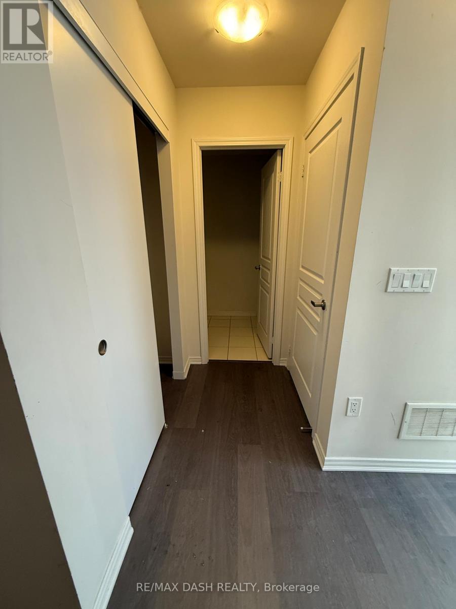 303 - 1130 Briar Hill Avenue, Toronto, Ontario  M6B 0A9 - Photo 26 - W12948672