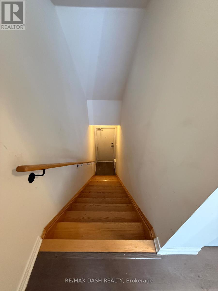 303 - 1130 Briar Hill Avenue, Toronto, Ontario  M6B 0A9 - Photo 27 - W12948672