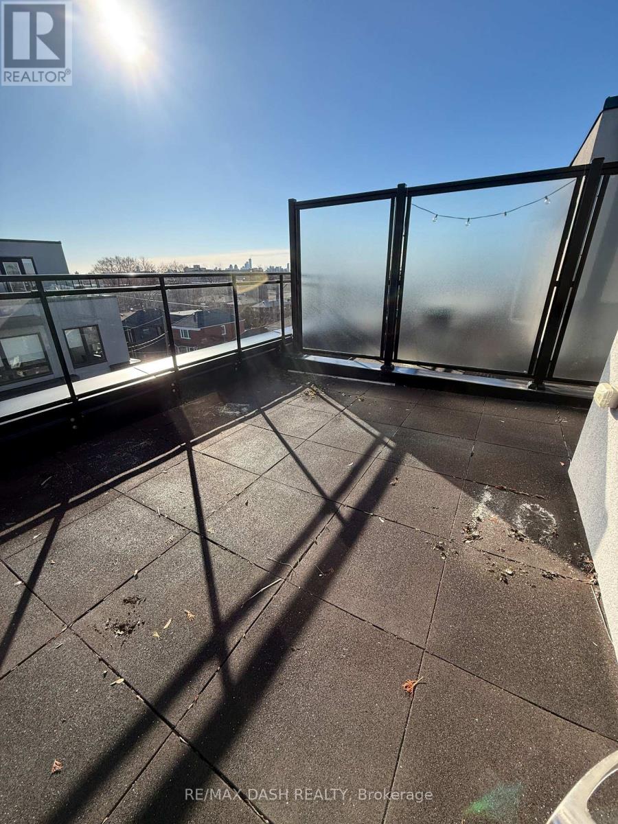 303 - 1130 Briar Hill Avenue, Toronto, Ontario  M6B 0A9 - Photo 8 - W12948672