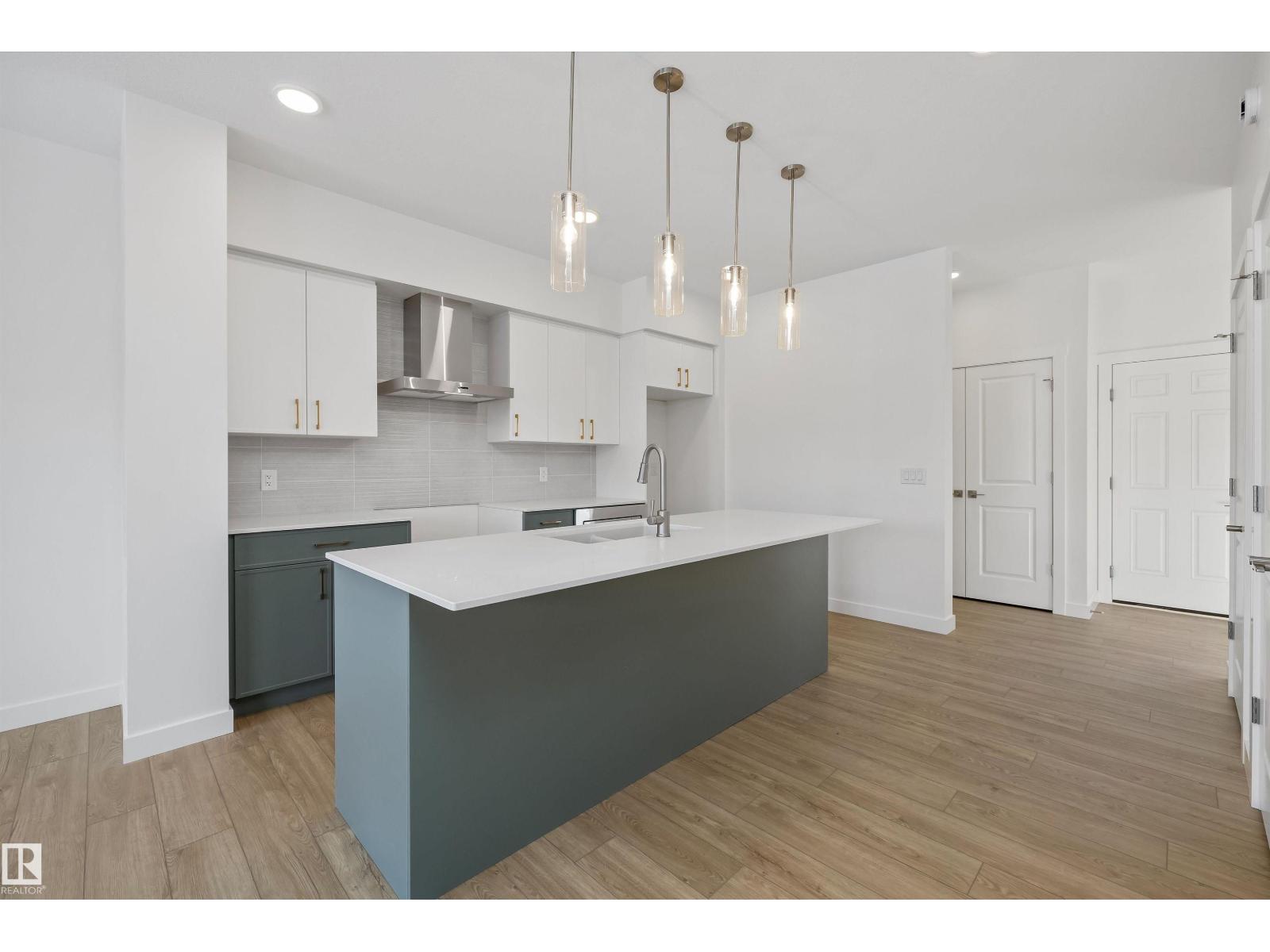 1064 Cristall Cr Sw, Edmonton, Alberta  T6W 5S6 - Photo 8 - E4480172