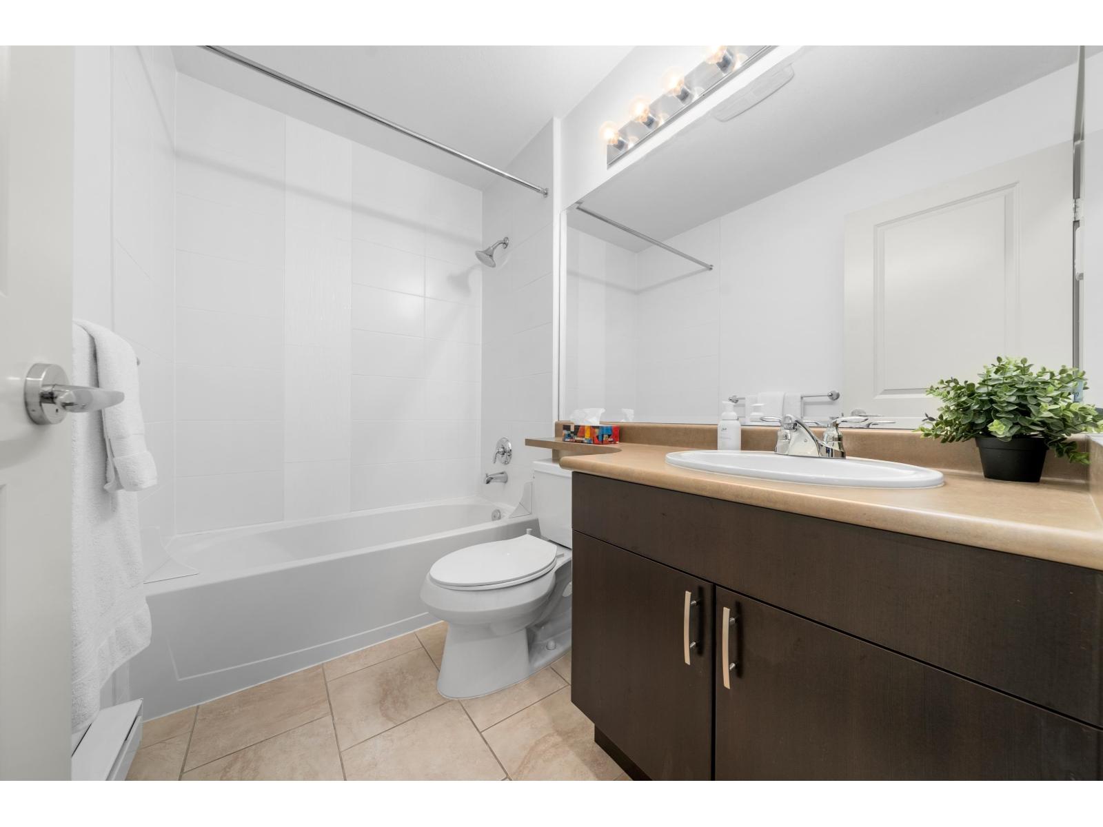 51 2979 156 Street, Surrey, British Columbia  V3Z 8V8 - Photo 9 - R3105059