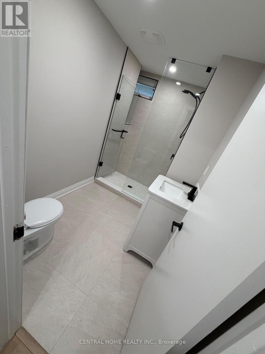 229 Spring Gate Boulevard, Vaughan, Ontario  L4J 3G3 - Photo 19 - N12948310