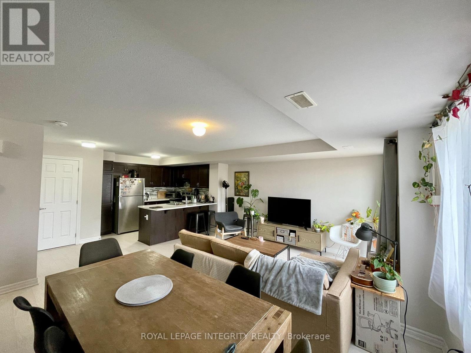 96 - 418 Lapland Private, Ottawa, Ontario  K2V 0S2 - Photo 11 - X12948648