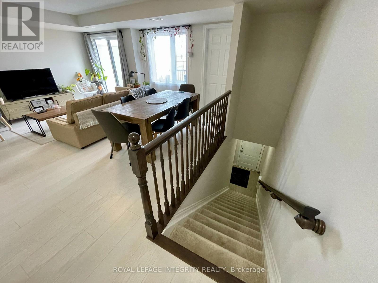 96 - 418 Lapland Private, Ottawa, Ontario  K2V 0S2 - Photo 5 - X12948648