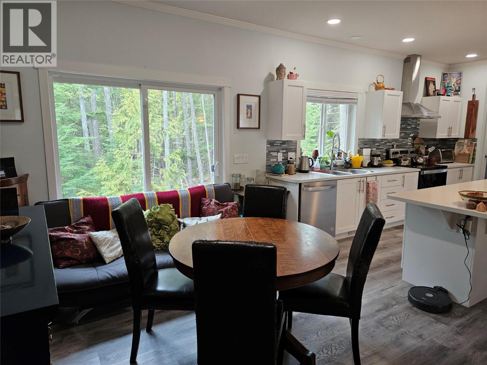 2291 15th Avenue, Nakusp, British Columbia  V0G 1R1 - Photo 3 - 10381202