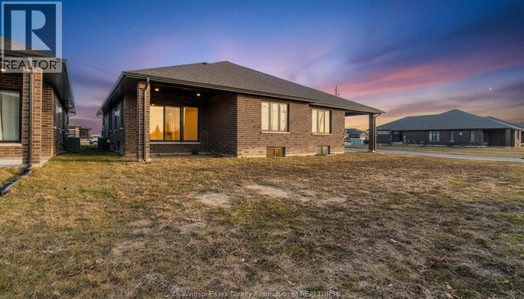 38 Bordeaux Place, Chatham, Ontario  N7M 0S4 - Photo 2 - 26006647