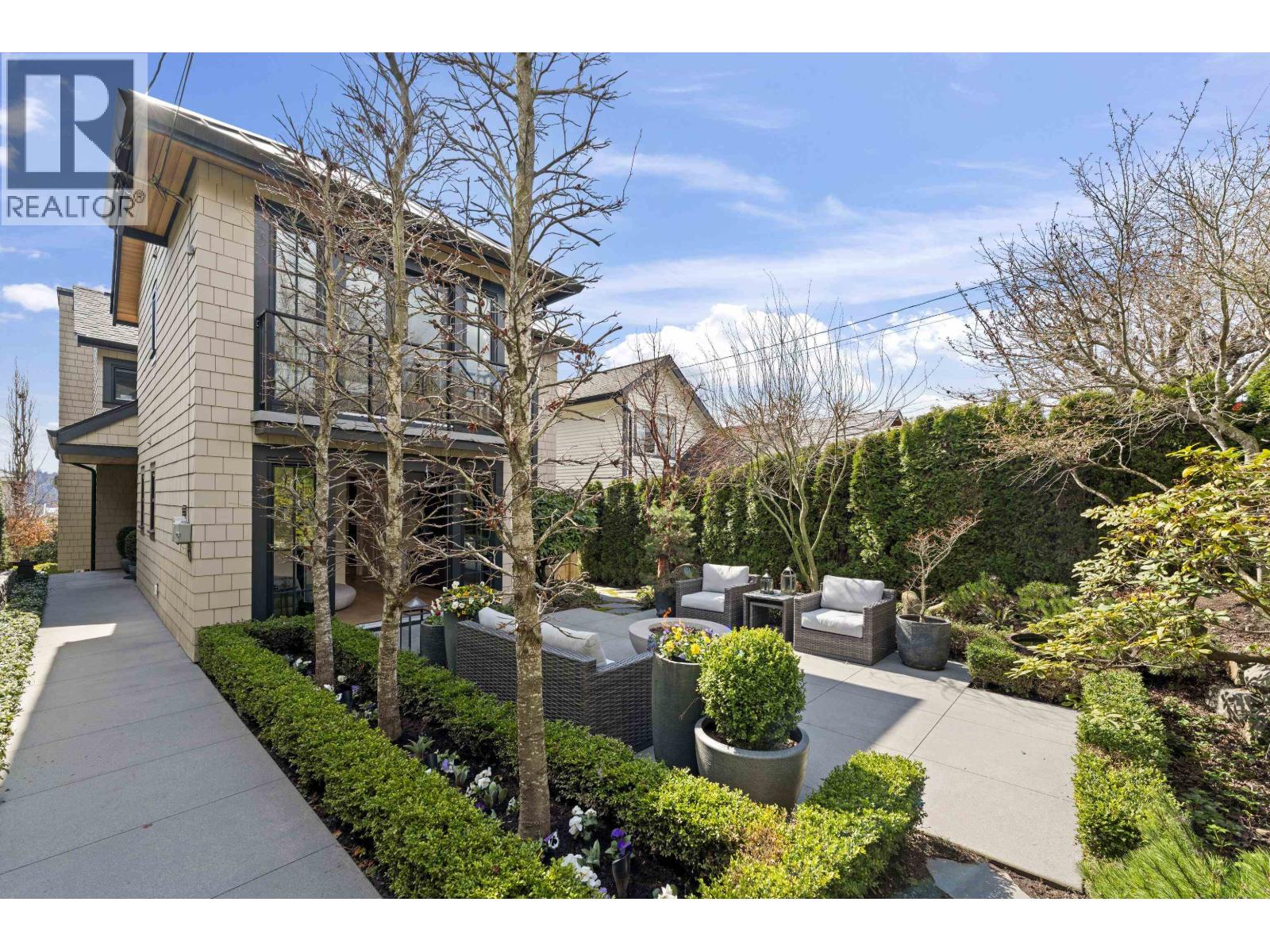 1230 Esquimalt Avenue, West Vancouver, British Columbia  V7T 1K3 - Photo 4 - R3106324