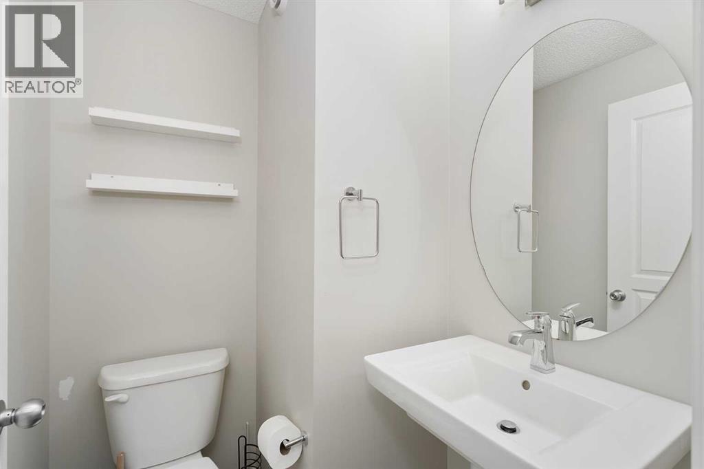 849 Mahogany Boulevard SE, Calgary, Alberta  T3M 2H1 - Photo 18 - A2294561