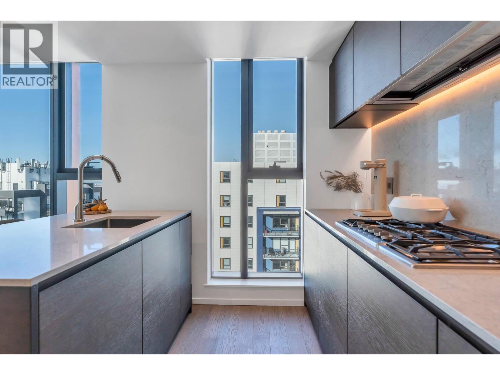 1802 1482 Robson Street, Vancouver, British Columbia  V6G 0E4 - Photo 3 - R3106302