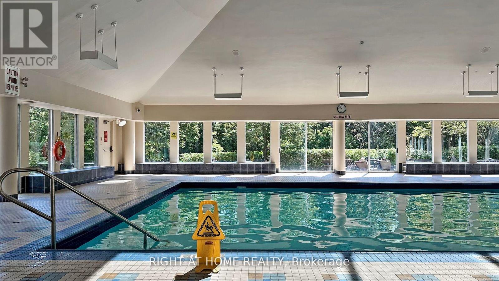 1609 - 7 Concorde Place, Toronto, Ontario  M3C 3N4 - Photo 5 - C12948674