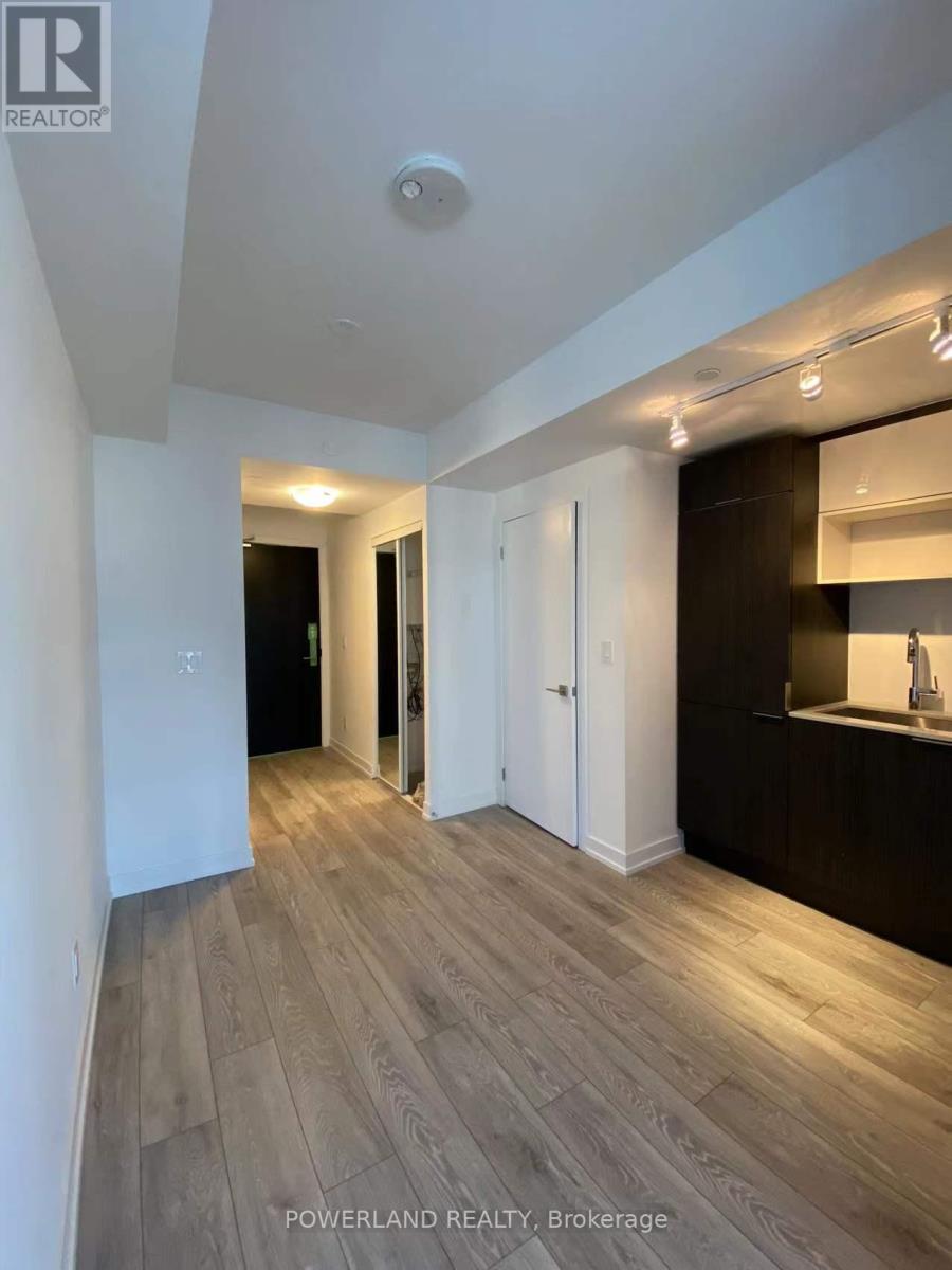 1702 - 159 Wellesley Street E, Toronto, Ontario  M4Y 0H5 - Photo 4 - C12948676