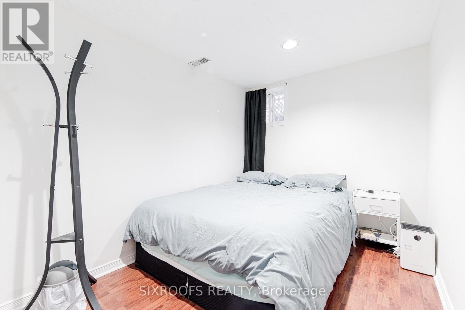 Lower - 332 Homewood Avenue, Toronto, Ontario  M2R 2N8 - Photo 9 - C12948686