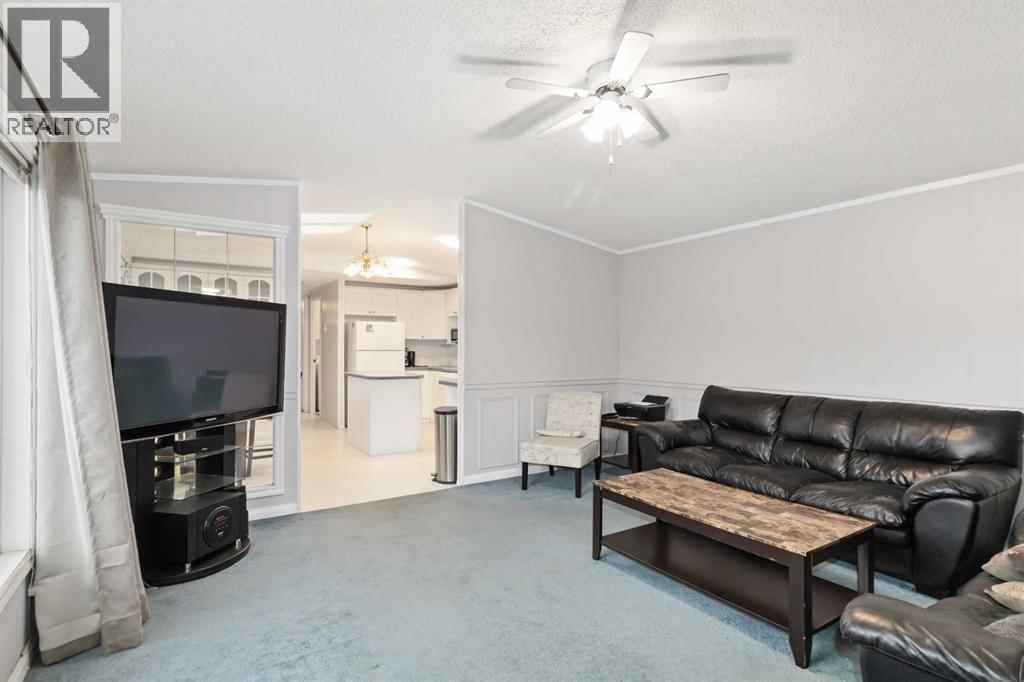 210 Grant Way, Fort Mcmurray, Alberta  T9H 5J2 - Photo 3 - A2296683