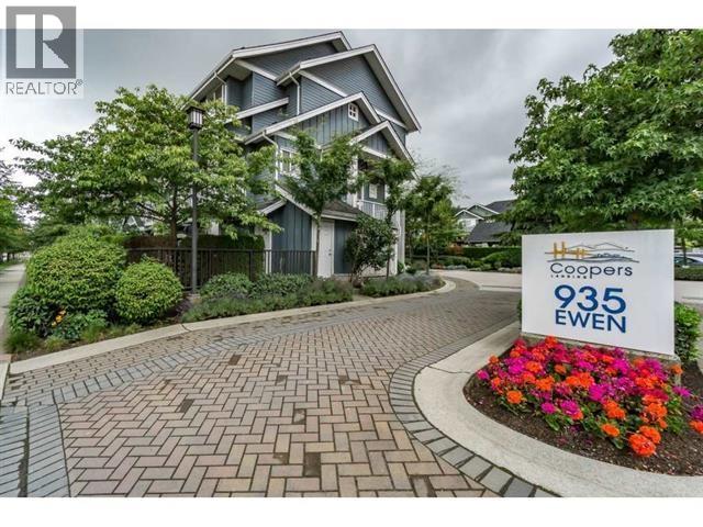 59 935 EWEN AVENUE, New Westminster, British Columbia