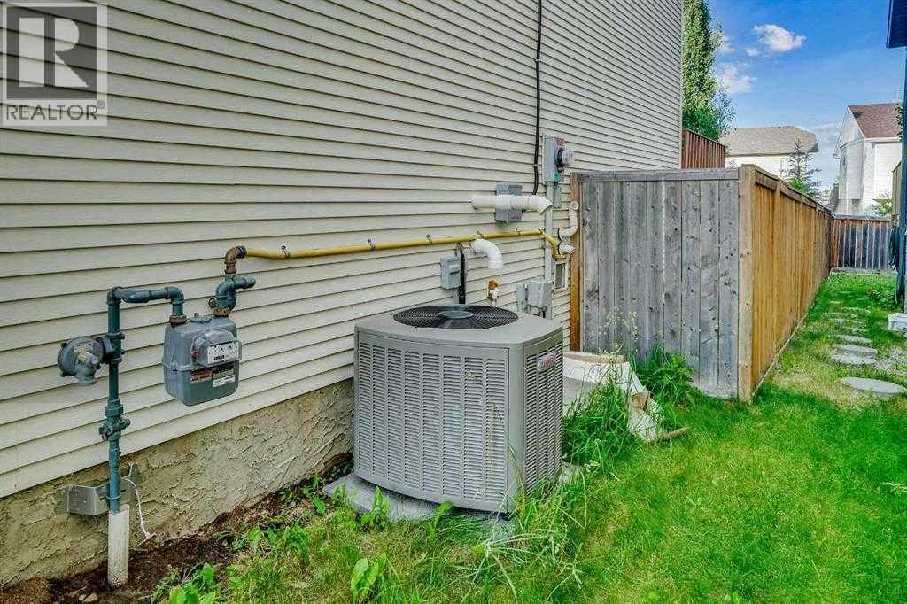 198 New Brighton Circle SE, Calgary, Alberta  T2Z 4B4 - Photo 32 - A2293691