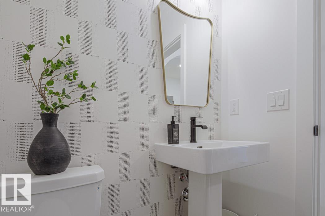 4551 Warbler Lo Nw, Edmonton, Alberta  T5S 0W8 - Photo 7 - E4480177