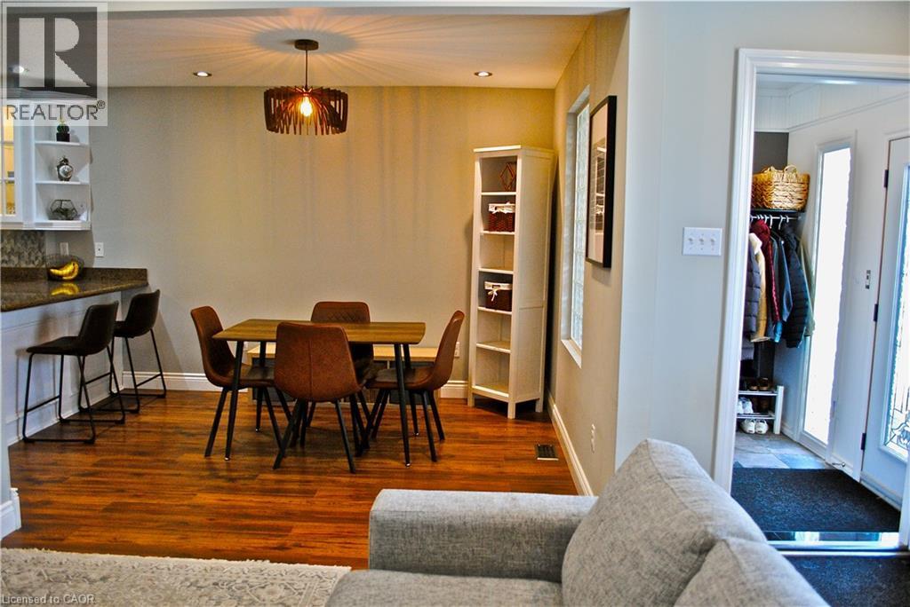 107 S Graham Avenue S, Hamilton, Ontario  L8K 2M2 - Photo 10 - 40815988