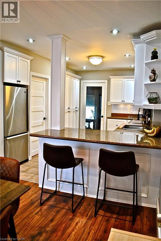 107 S Graham Avenue S, Hamilton, Ontario  L8K 2M2 - Photo 13 - 40815988