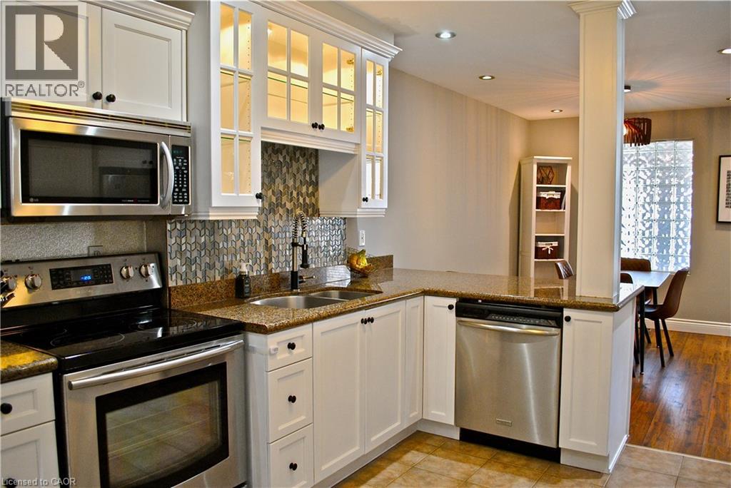 107 S Graham Avenue S, Hamilton, Ontario  L8K 2M2 - Photo 15 - 40815988