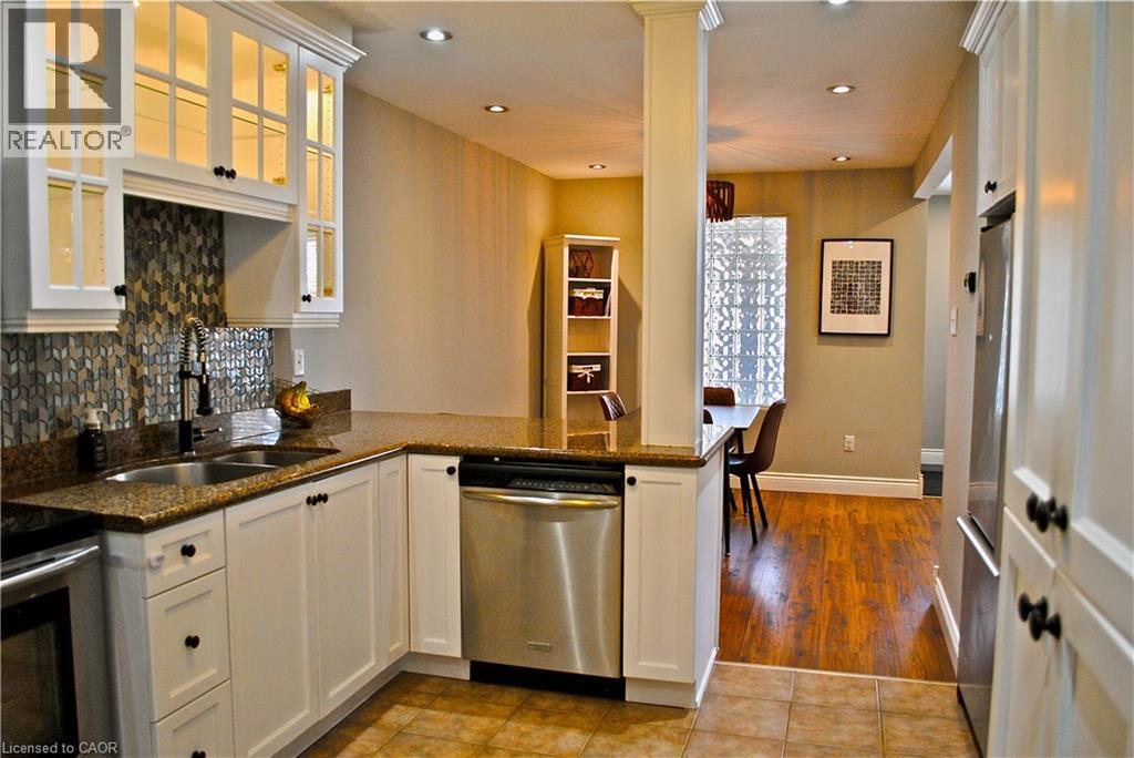 107 S Graham Avenue S, Hamilton, Ontario  L8K 2M2 - Photo 17 - 40815988