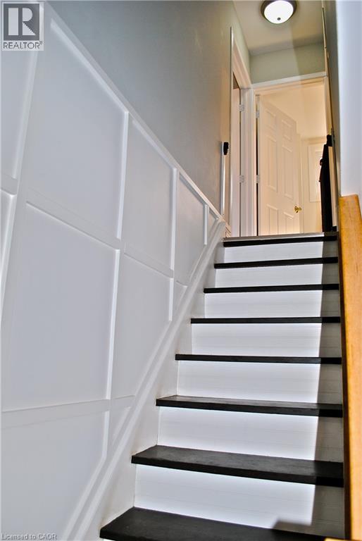 107 S Graham Avenue S, Hamilton, Ontario  L8K 2M2 - Photo 19 - 40815988