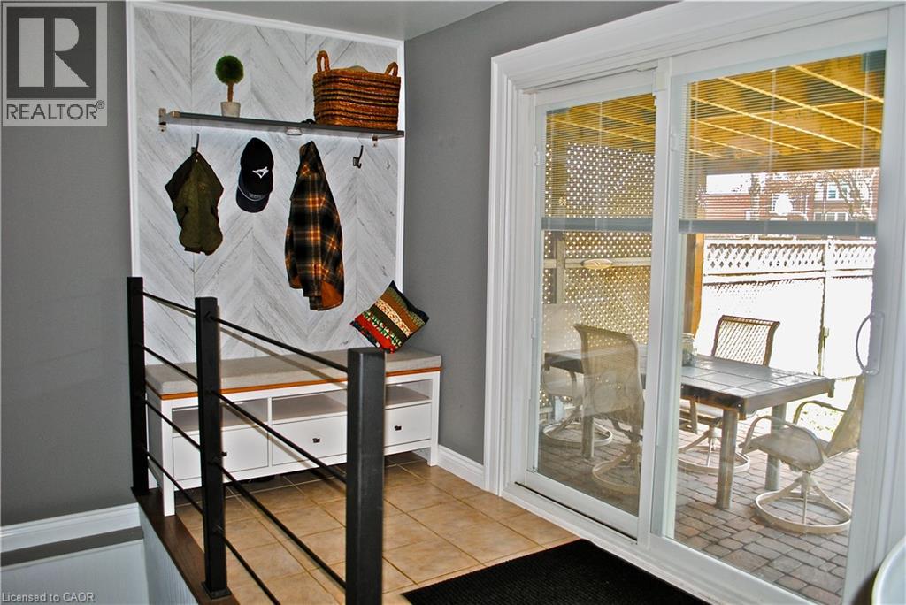 107 S Graham Avenue S, Hamilton, Ontario  L8K 2M2 - Photo 24 - 40815988