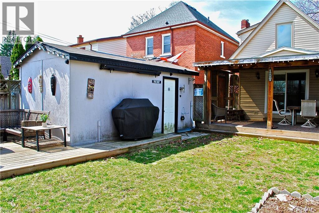 107 S Graham Avenue S, Hamilton, Ontario  L8K 2M2 - Photo 28 - 40815988