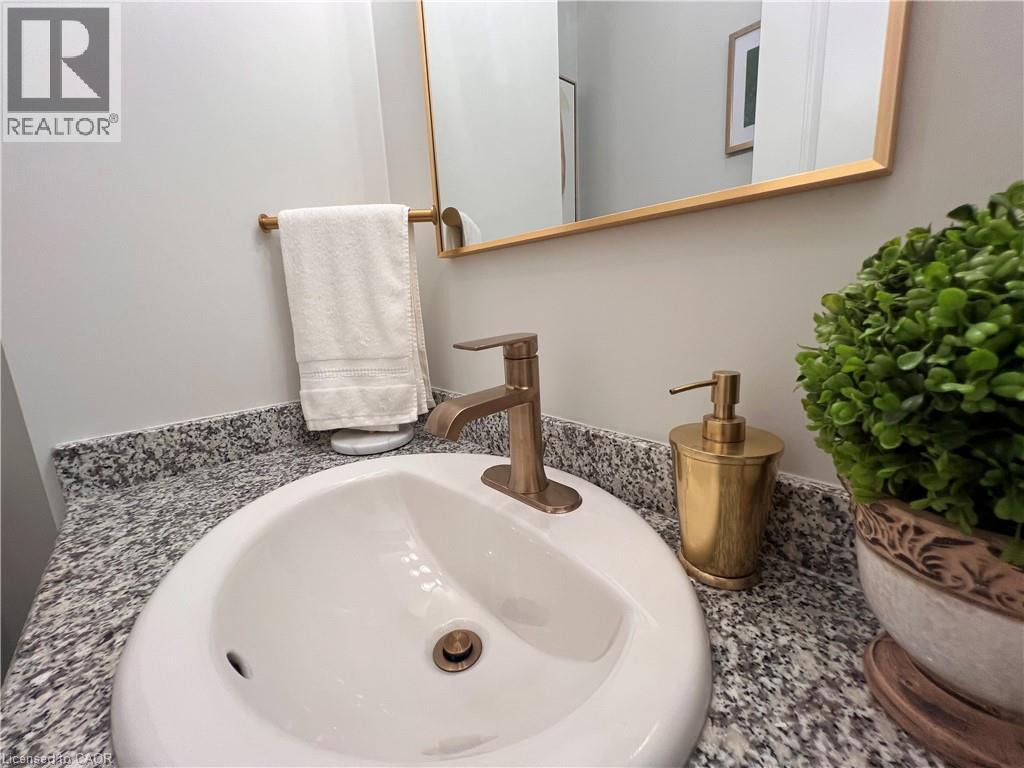 1165 West 5th Street, Hamilton, Ontario  L9B 0J3 - Photo 15 - 40812342