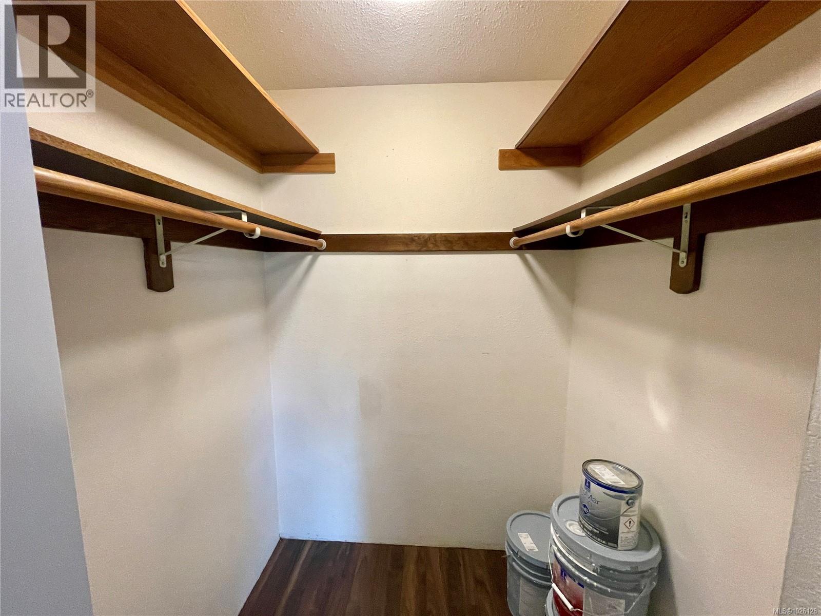 201 1215 Bay St, Victoria, British Columbia  V8T 1S7 - Photo 18 - 1026128