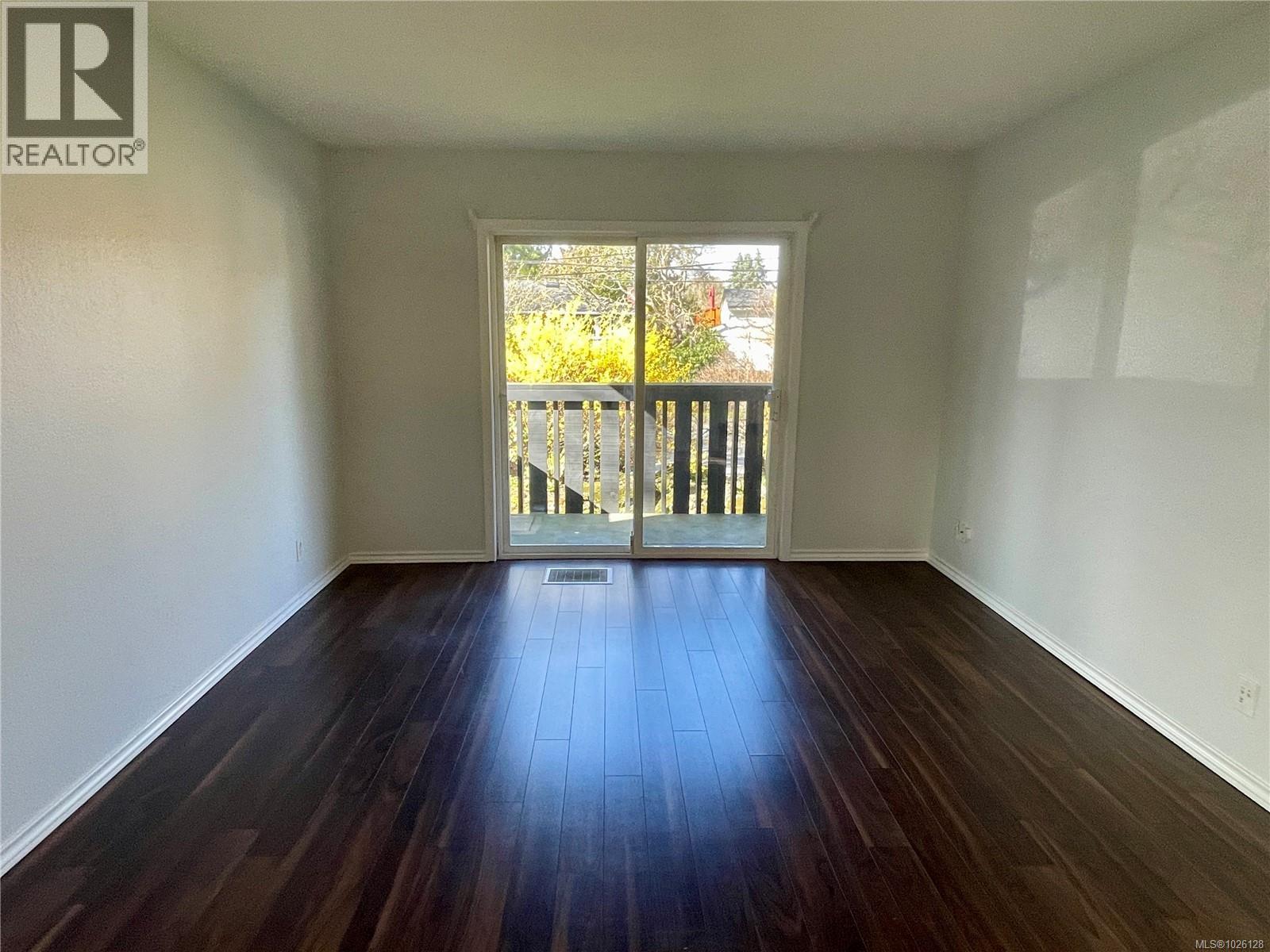 201 1215 Bay St, Victoria, British Columbia  V8T 1S7 - Photo 13 - 1026128