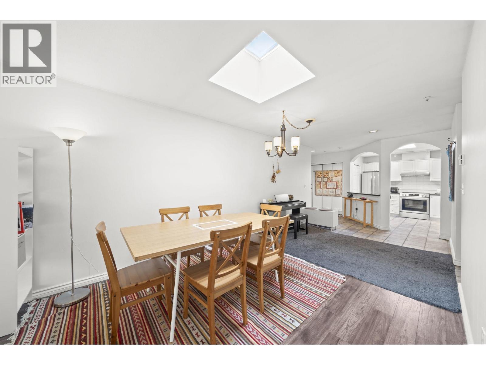 304 1550 Fell Avenue, North Vancouver, British Columbia  V7P 3E7 - Photo 10 - R3104829