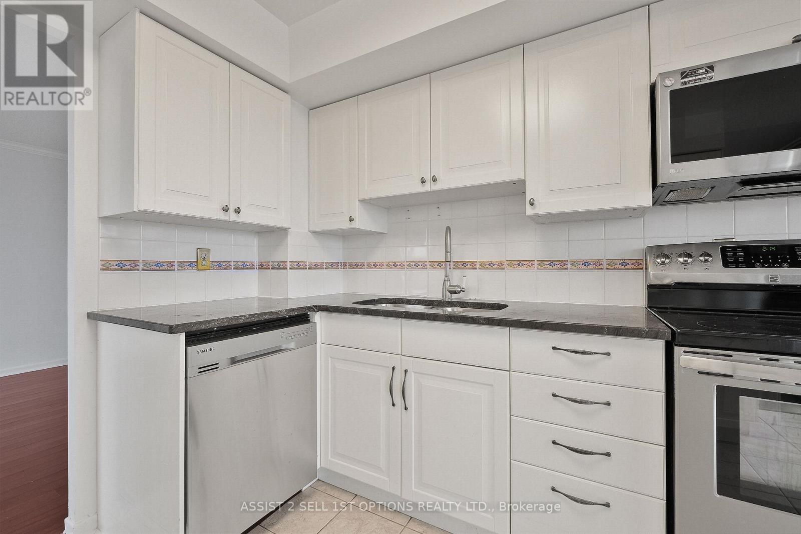 807 - 1500 Riverside Drive, Ottawa, Ontario  K1G 4J4 - Photo 15 - X12948736