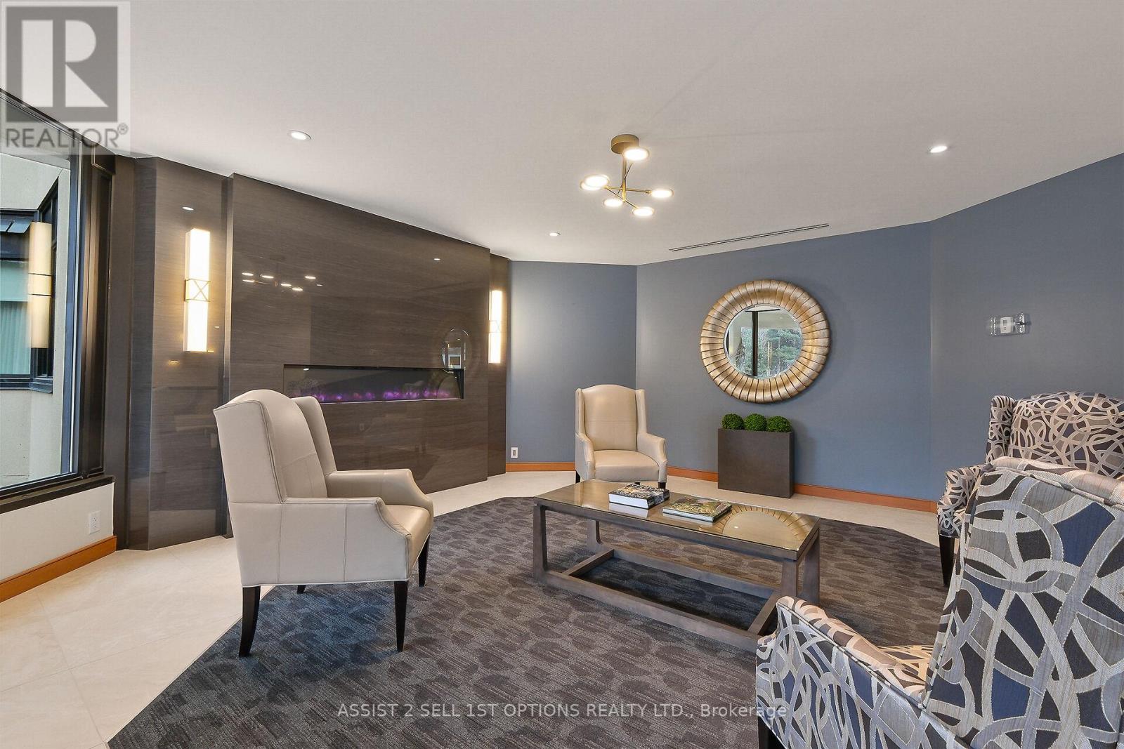 807 - 1500 Riverside Drive, Ottawa, Ontario  K1G 4J4 - Photo 4 - X12948736