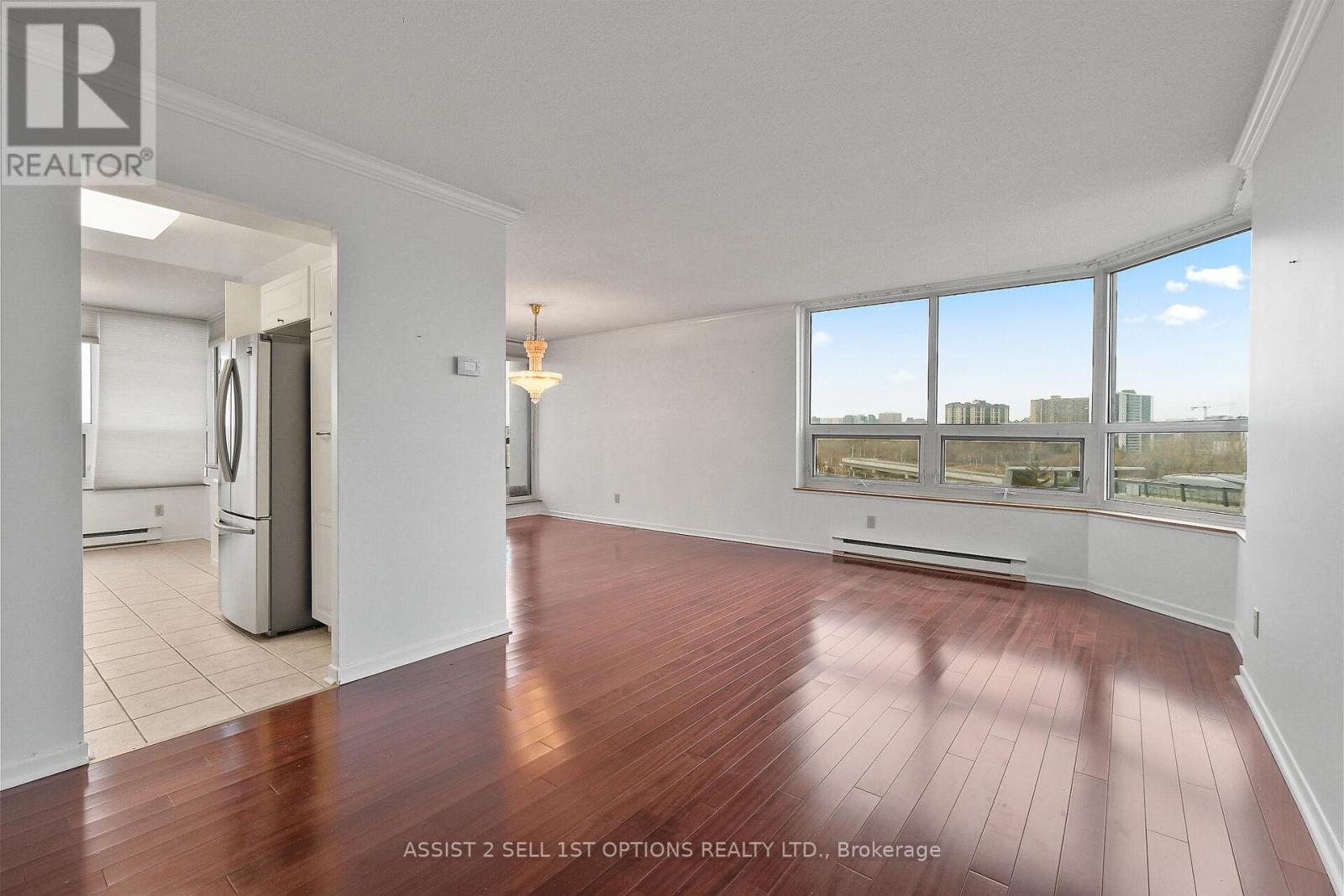 807 - 1500 Riverside Drive, Ottawa, Ontario  K1G 4J4 - Photo 6 - X12948736