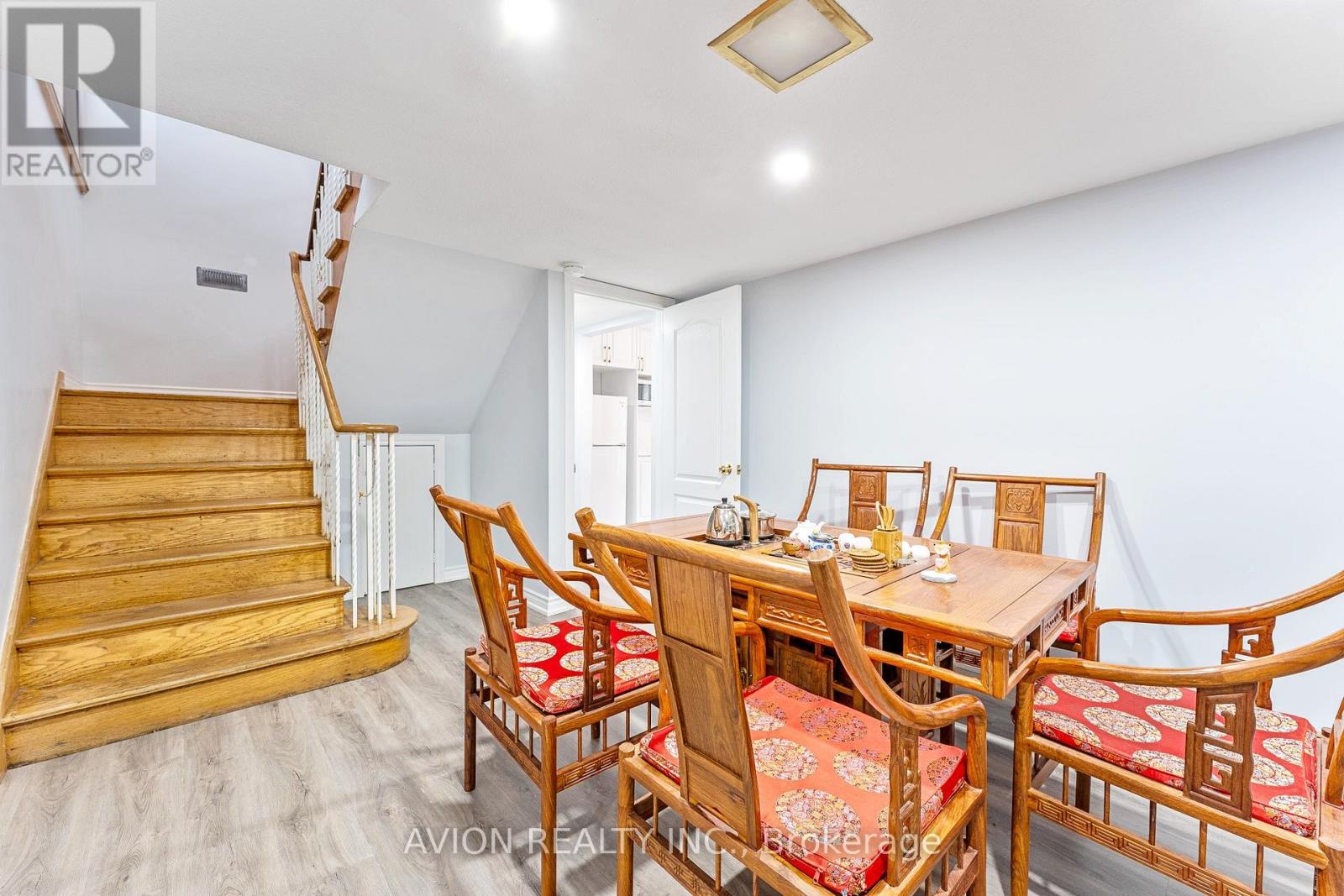 Upper - 61 Alamosa Drive, Toronto, Ontario  M2J 2N8 - Photo 23 - C12948696