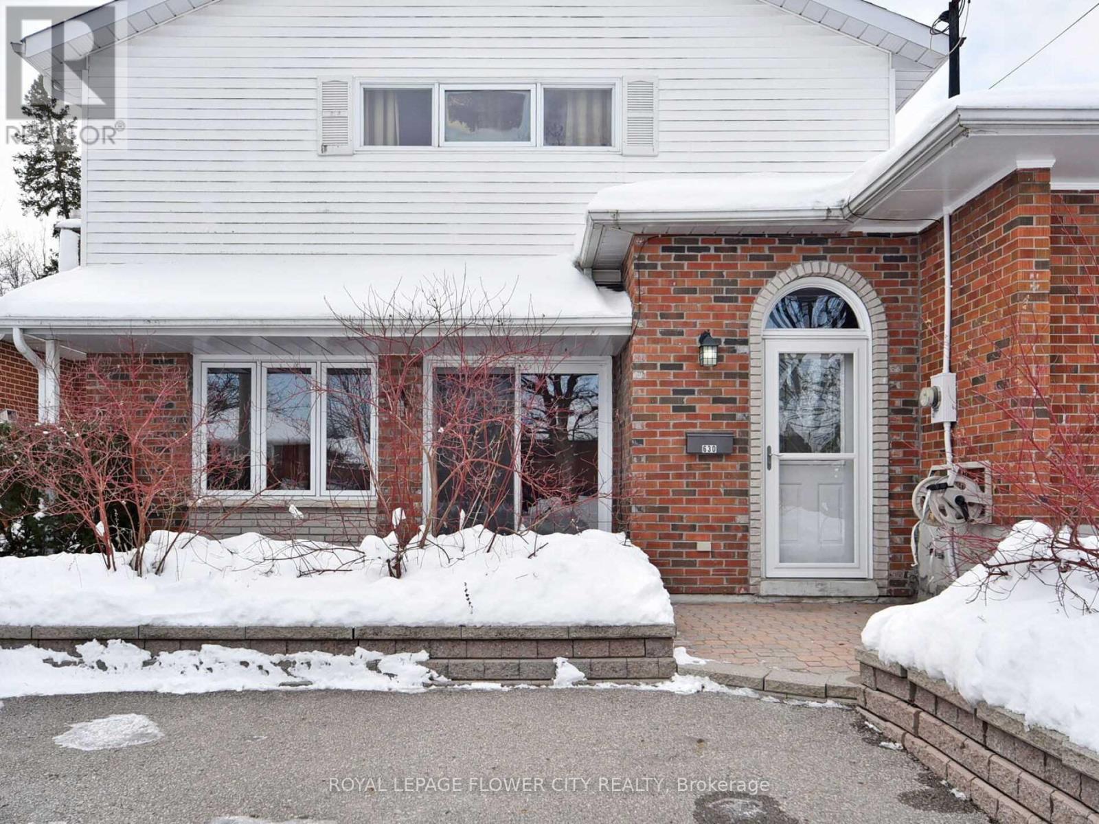 2 - 630 Wychwood Street, Oshawa, Ontario  L1G 2T3 - Photo 3 - E12948694