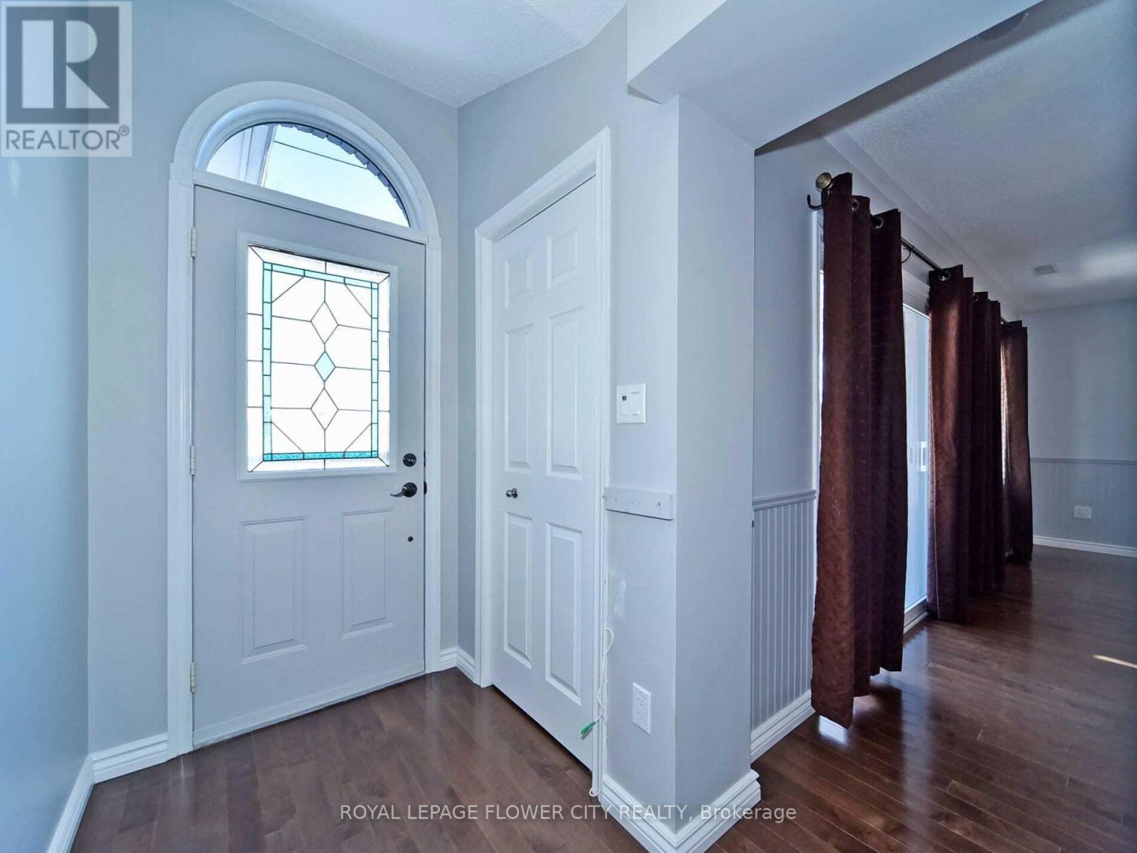 2 - 630 Wychwood Street, Oshawa, Ontario  L1G 2T3 - Photo 4 - E12948694