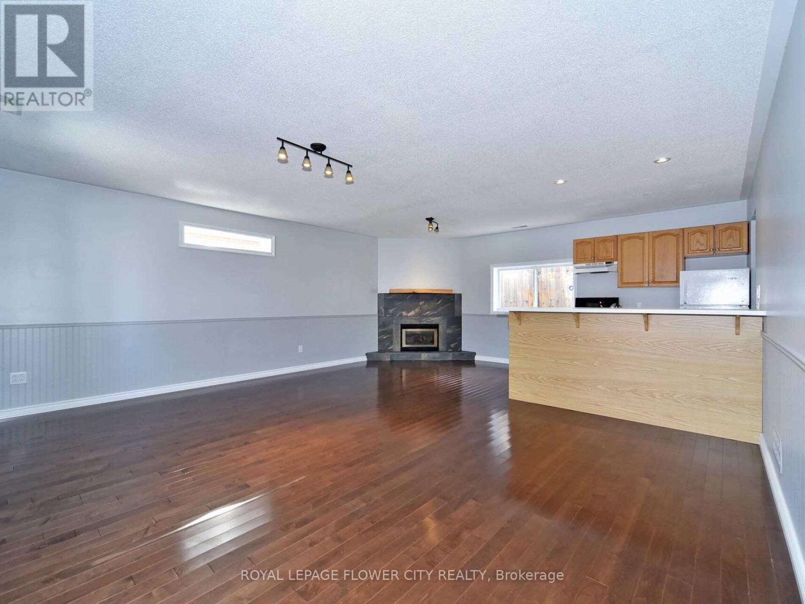 2 - 630 Wychwood Street, Oshawa, Ontario  L1G 2T3 - Photo 5 - E12948694