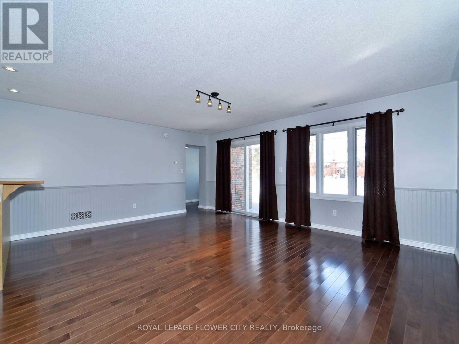 2 - 630 Wychwood Street, Oshawa, Ontario  L1G 2T3 - Photo 9 - E12948694