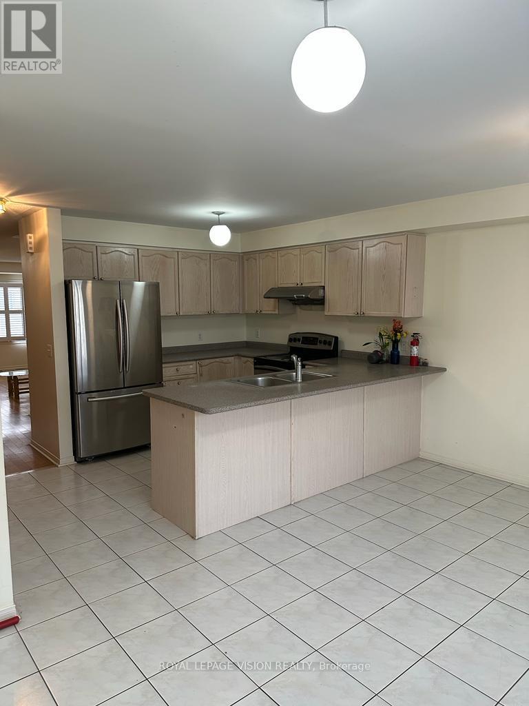 34 Kiriakou Street, Toronto, Ontario  M1P 5H2 - Photo 12 - E12948732