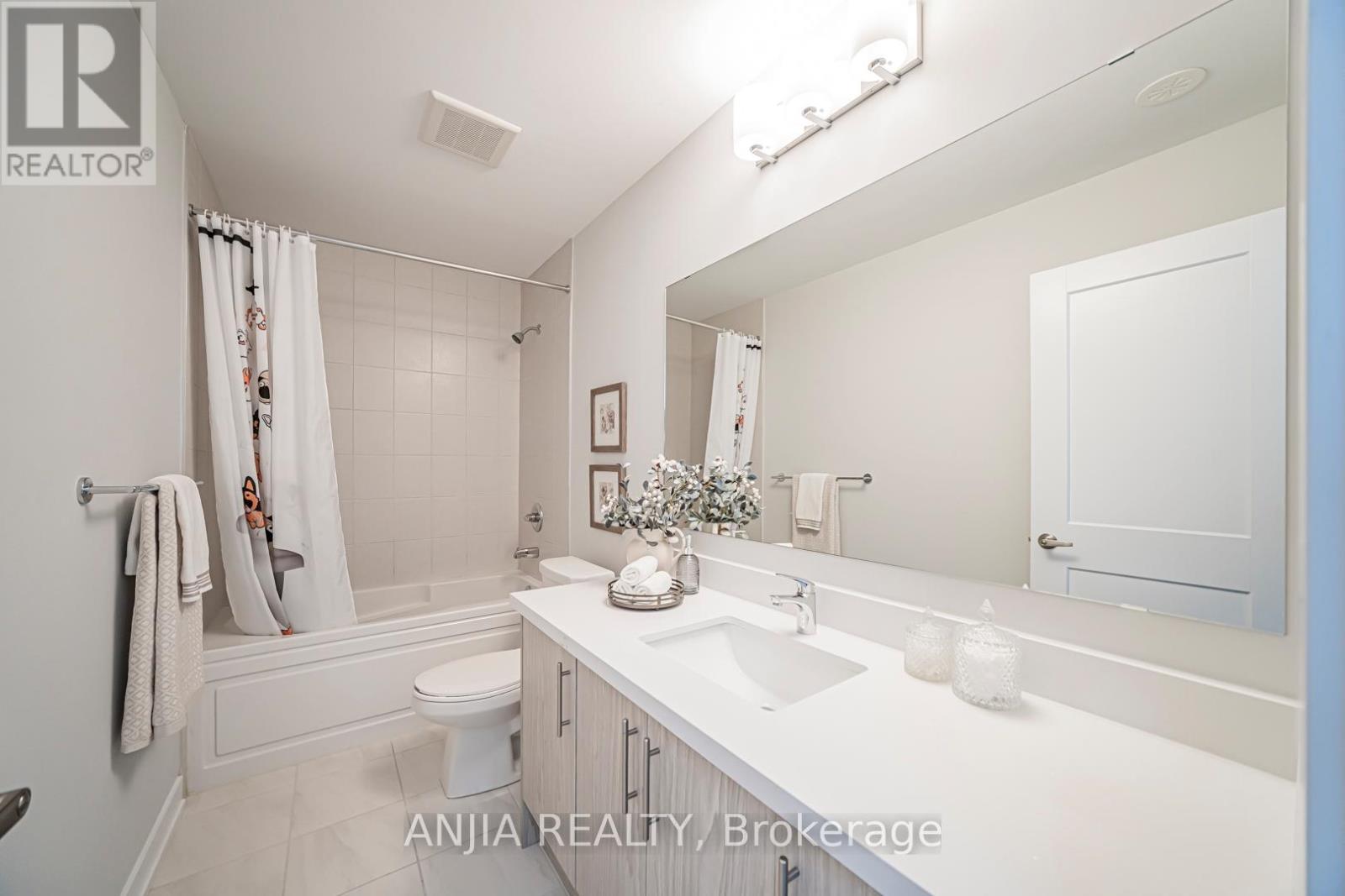 17 William Shearn Crescent S, Markham, Ontario  L6C 3J3 - Photo 19 - N12948722