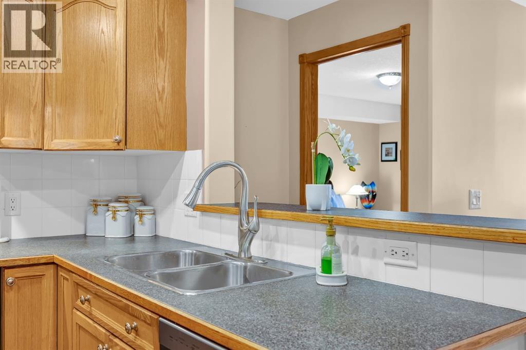 106, 728 Country Hills Road NW, Calgary, Alberta  T3K 5K8 - Photo 9 - A2281920