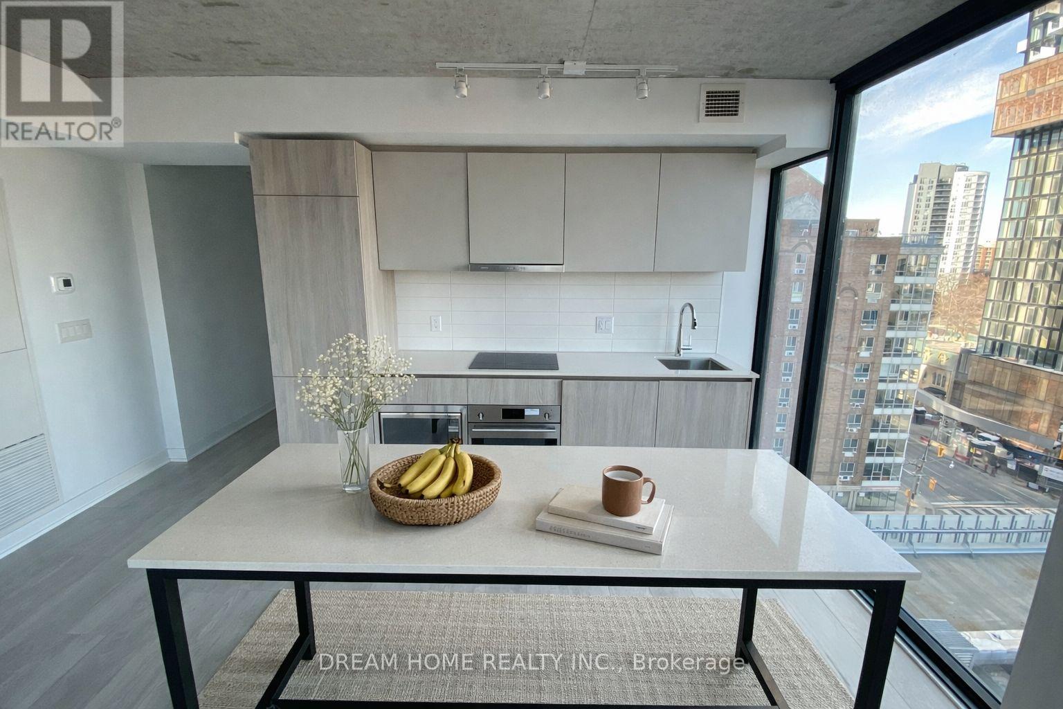 807 - 47 Mutual Street, Toronto, Ontario  M5B 0C6 - Photo 2 - C12942284