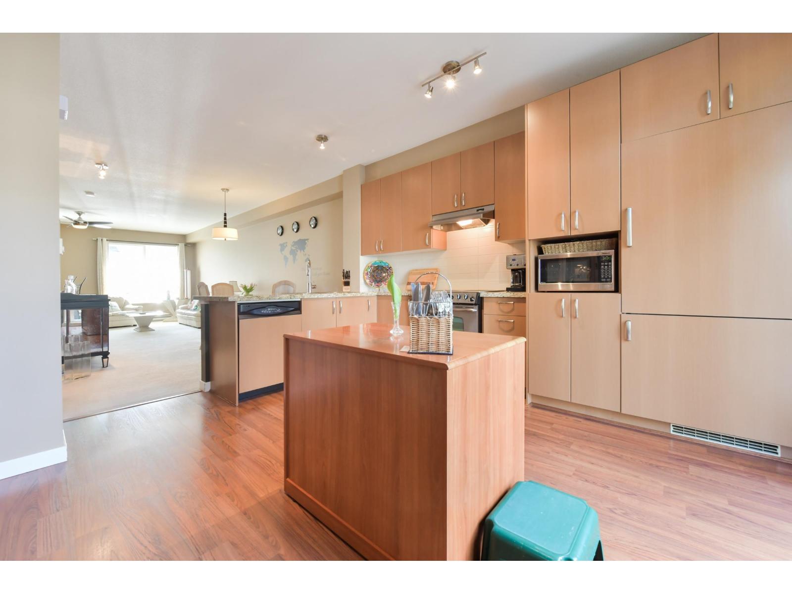 53 2729 158 Street, Surrey, British Columbia  V3Z 1P4 - Photo 6 - R3105630