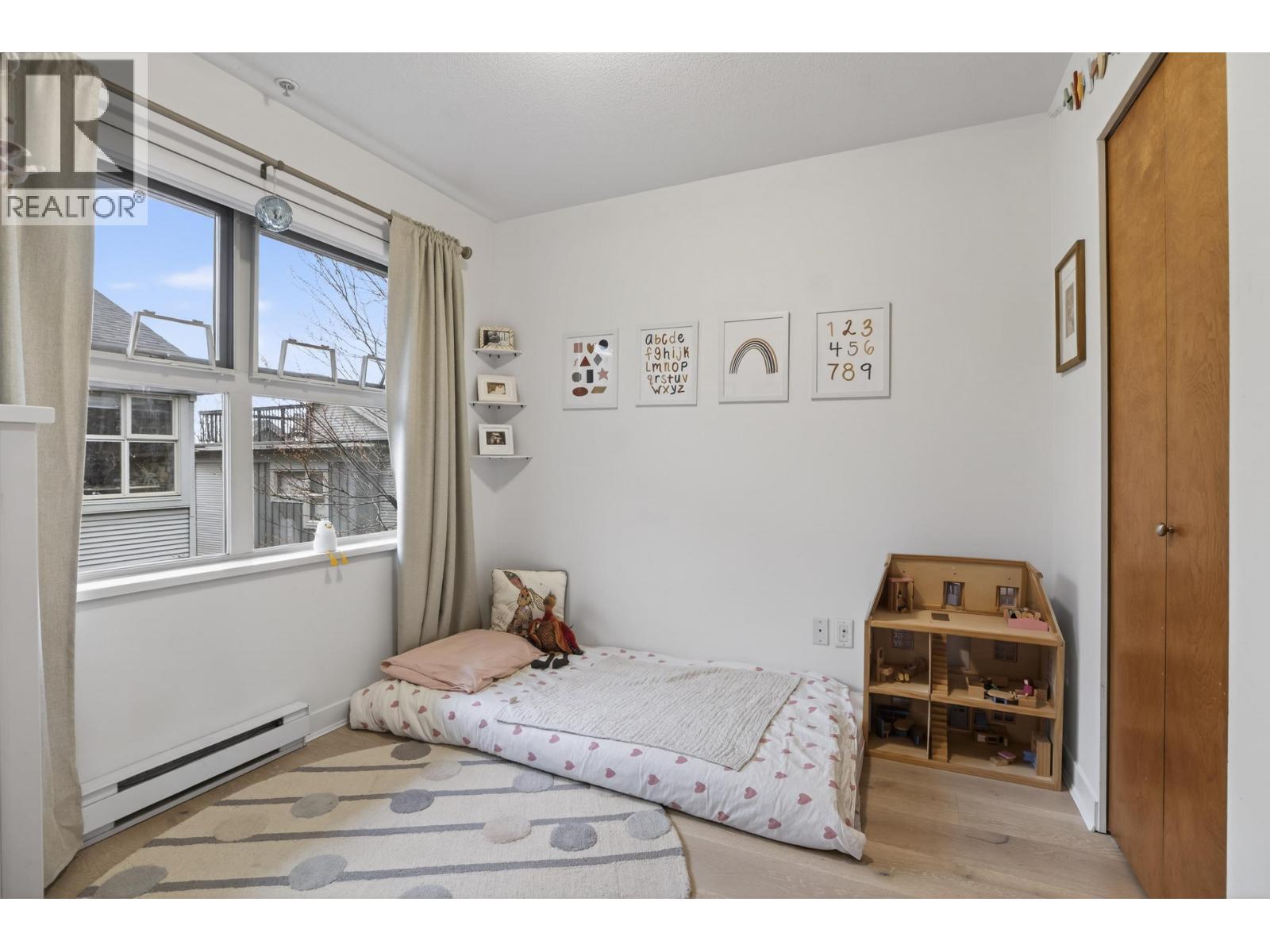 31 3855 Pender Street, Burnaby, British Columbia  V5C 1W5 - Photo 9 - R3106323