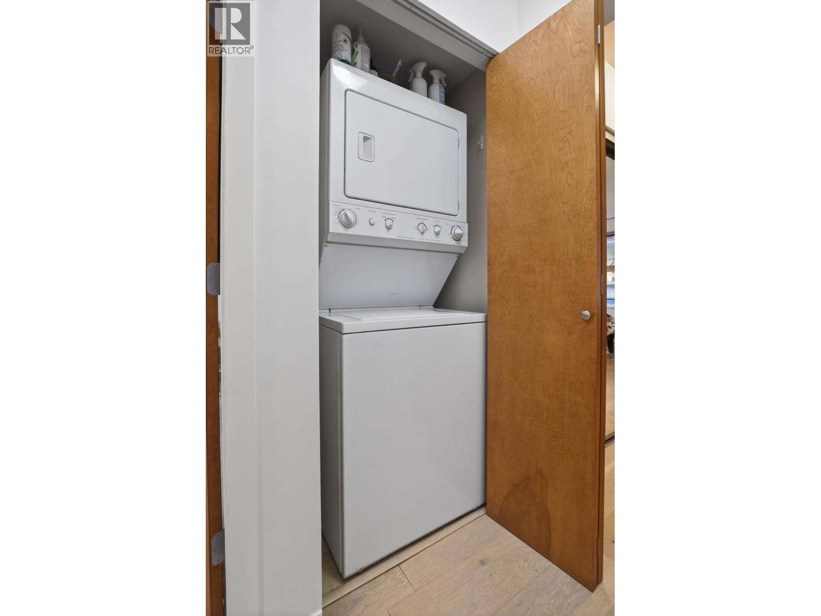 31 3855 Pender Street, Burnaby, British Columbia  V5C 1W5 - Photo 11 - R3106323