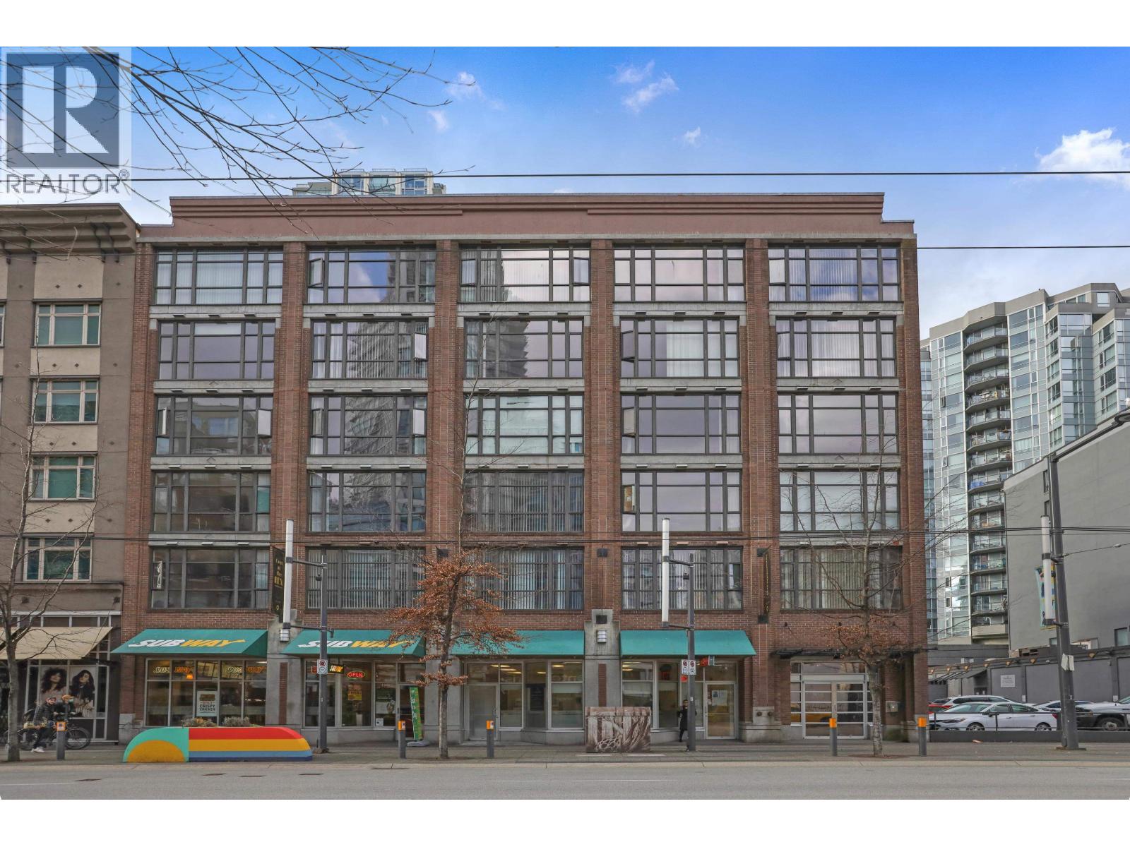 209 1249 Granville Street, Vancouver, British Columbia  V6Z 1M5 - Photo 1 - R3106123